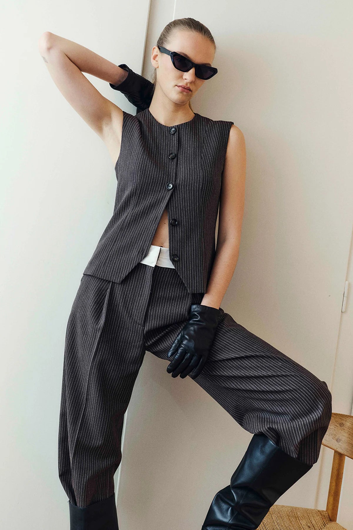 BAUM UND PFERDGARTEN NEYAT TROUSERS DARK BROWN