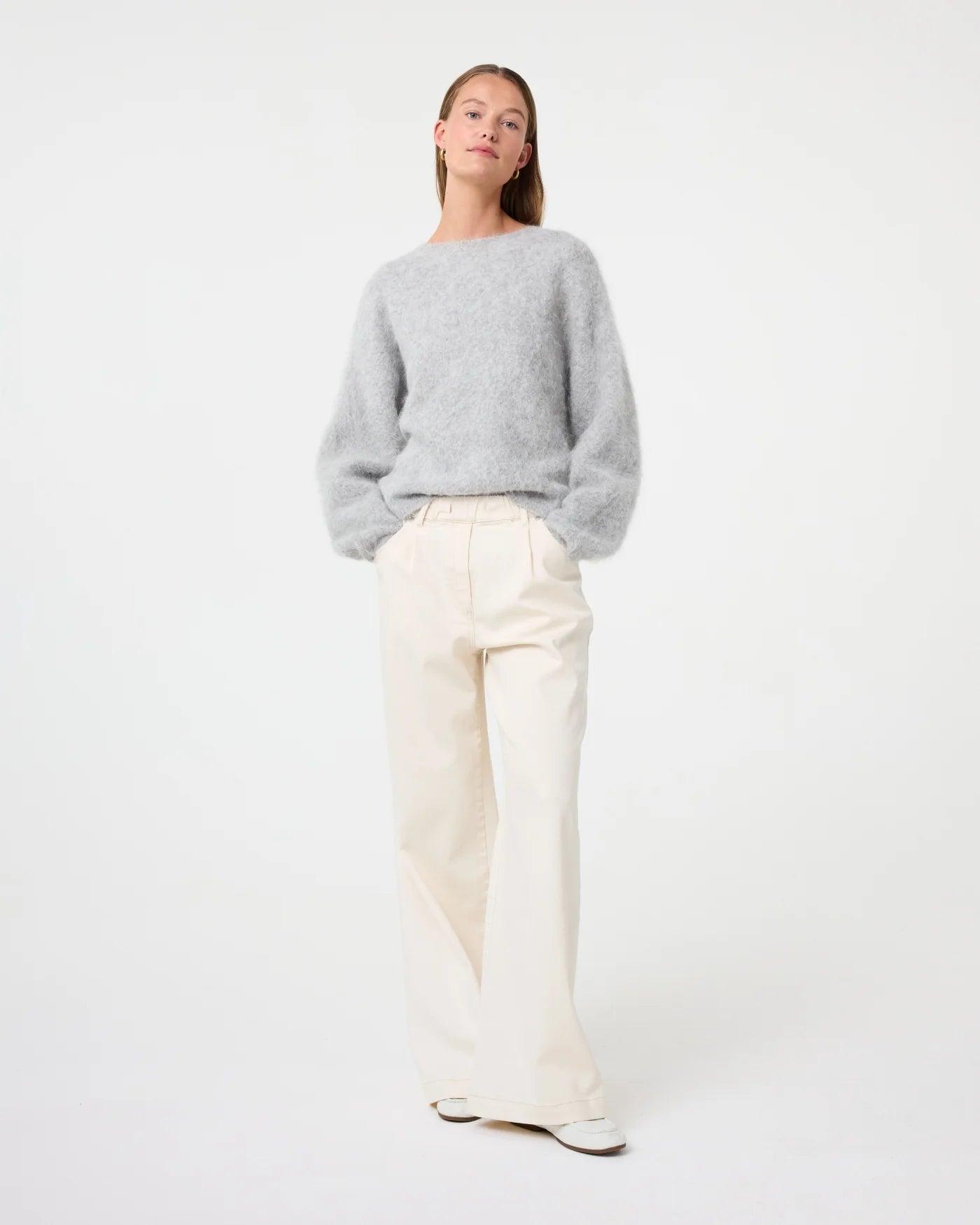 KNIT-TED AMALIA PULLOVER LIGHT GREY
