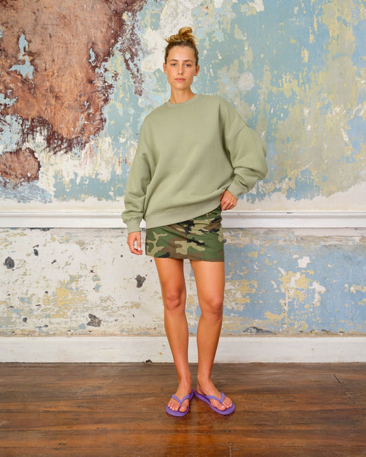 SEA ME HAPPY CREW SWEATER - OLIVE GREEN