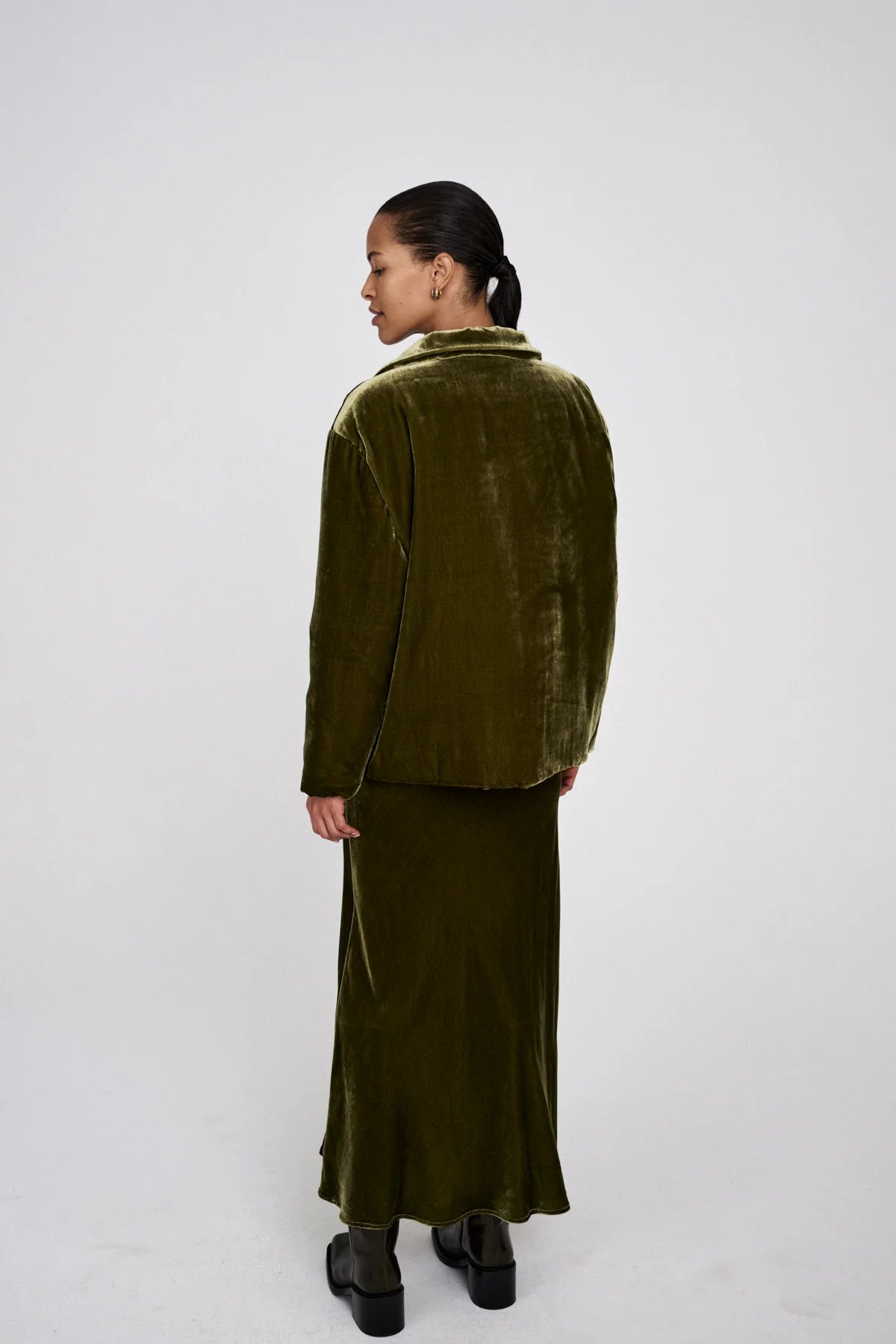 RABENS SALONER ELLERY VELVET BIAS SKIRT - OLIVE