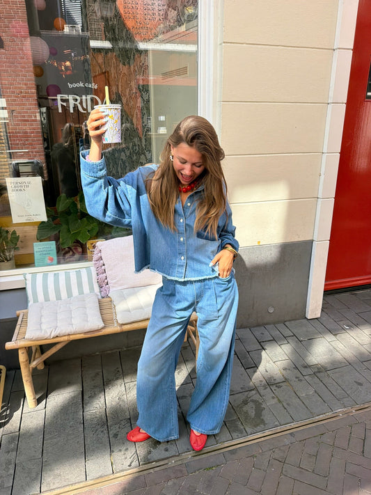 SEA ME HAPPY COOPER DENIM WASHED BLOUSE