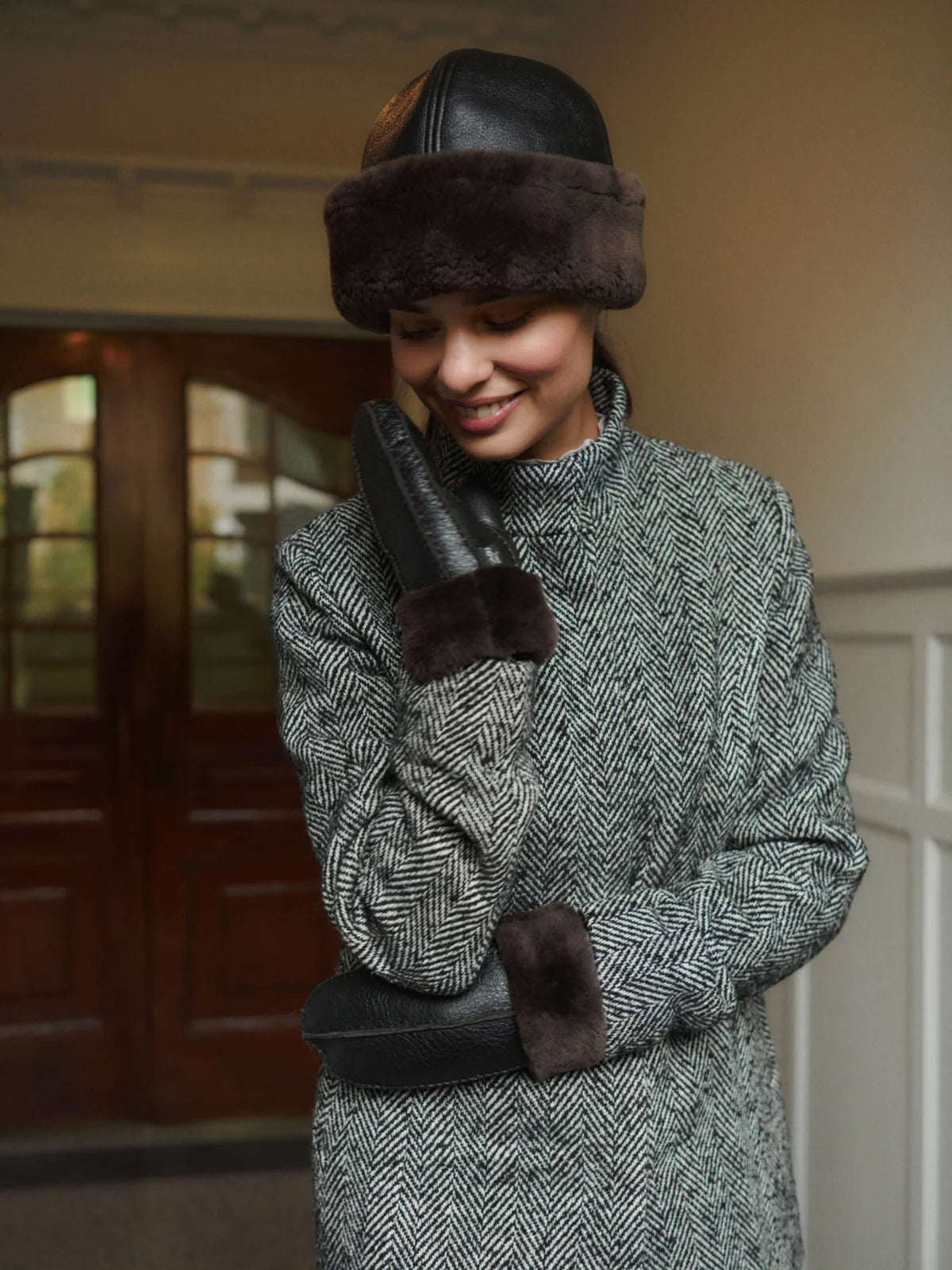ROSEMUNDE JUNO MITTENS COFFEE BROWN