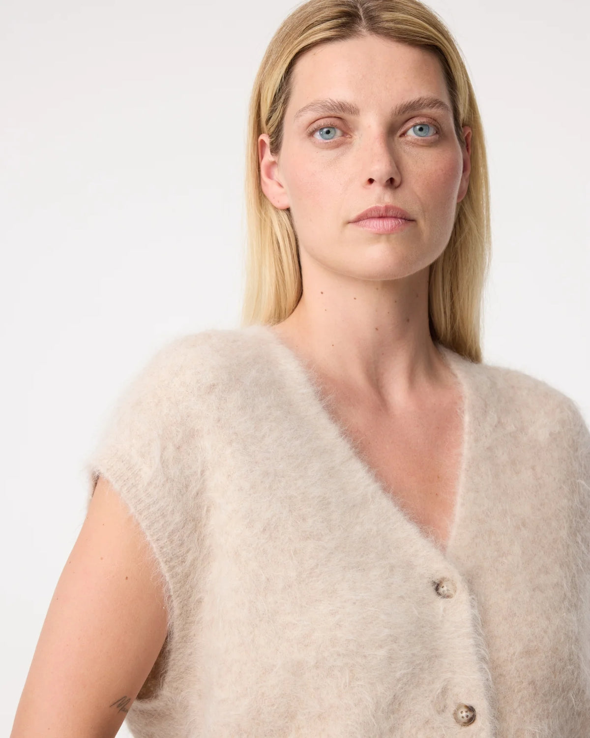 KNIT-TED CONSTANZE CARDIGAN CREME