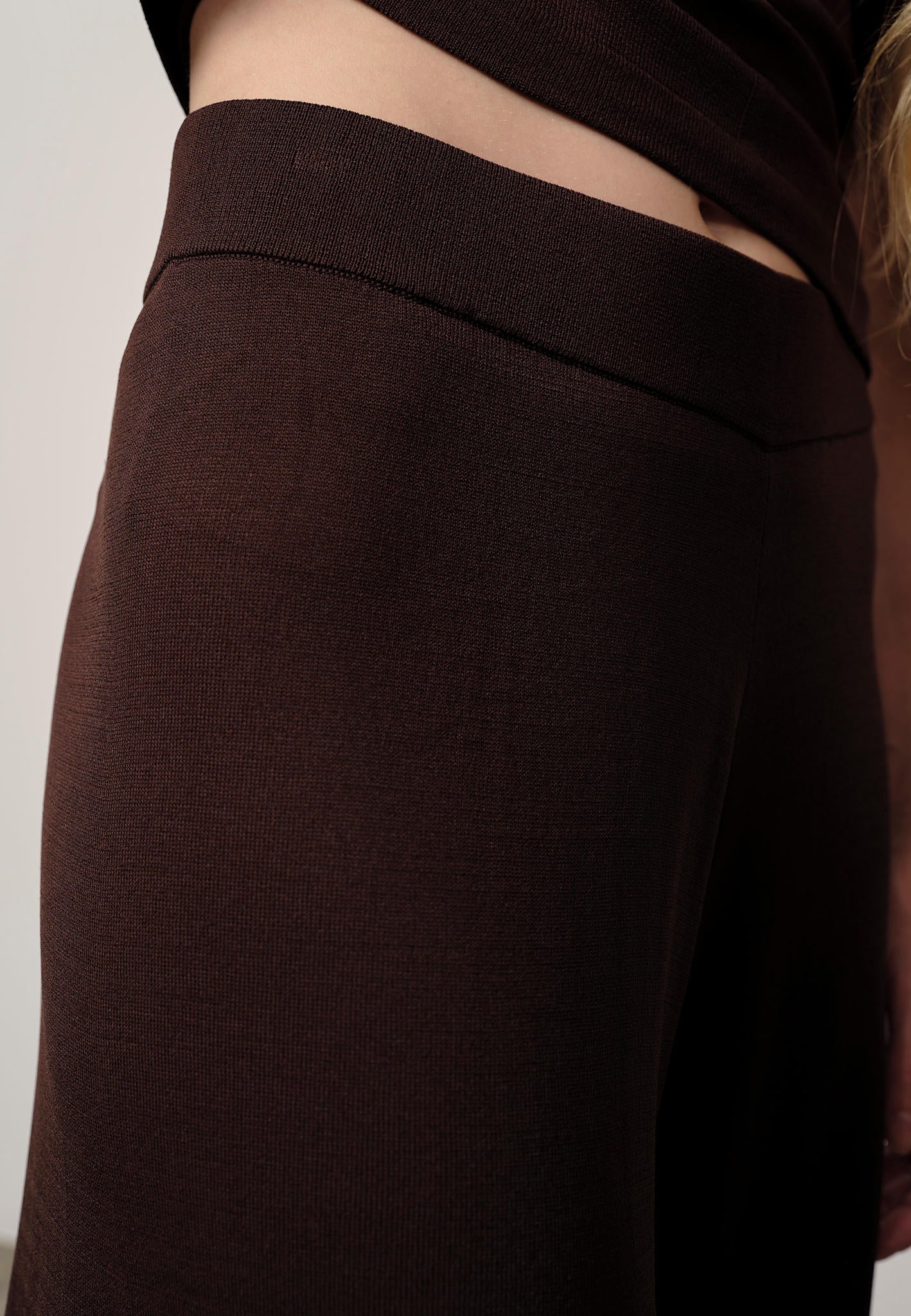 HERSKIND CLARK KNIT PANTS COFFEE