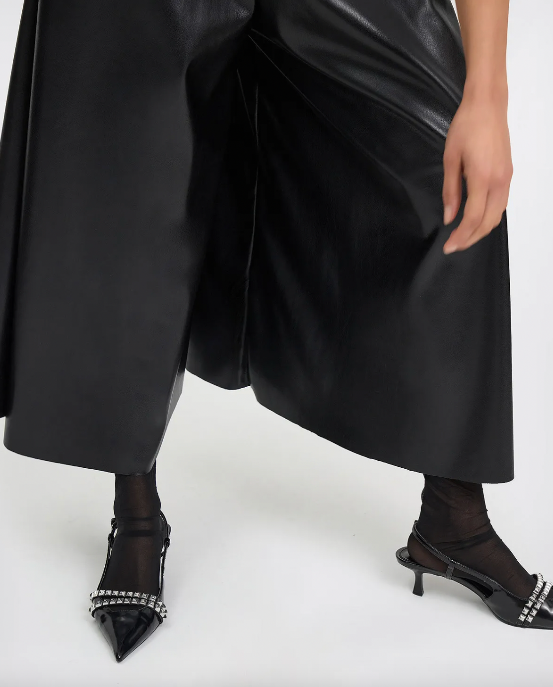 MES DEMOISELLES LIM PANTS -BLACK