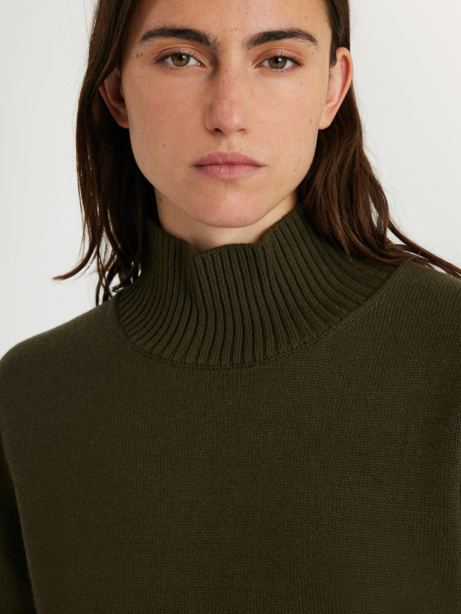 MARGAUX LONNBERG ANNIKA SWEATHER KHAKI