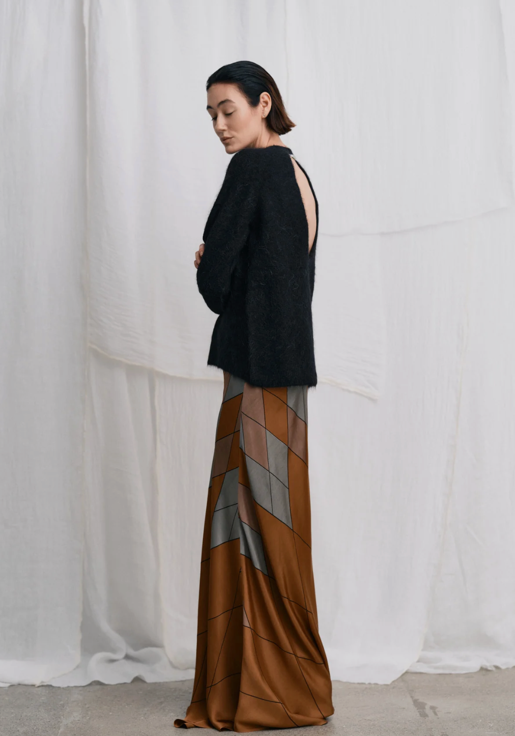 RABENS SALONER DINEA FLUFFY KNIT OPEN BACK SWEATER BLACK