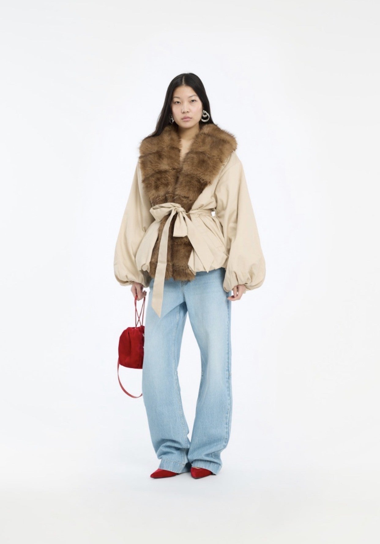 ROTATE FAUX FUR COLLAR JACKET - BEIGE
