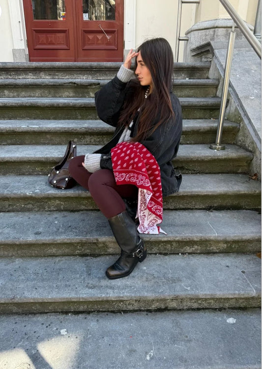 GUEST IN RESIDENCE - SCARF - THE WILD RAG - RUBY CREAM