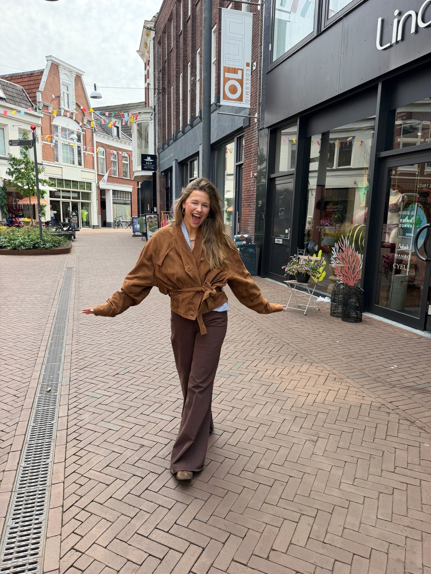 MOTHER DENIM - UNDERCOCER SNEAK - CHOCOLATE/BROWN