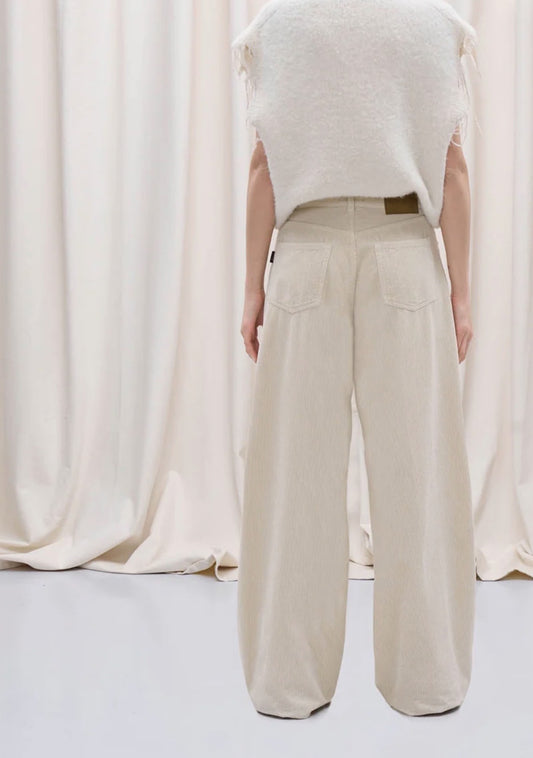 HAIKURE BETHANY JEANS -SOFT ECRU