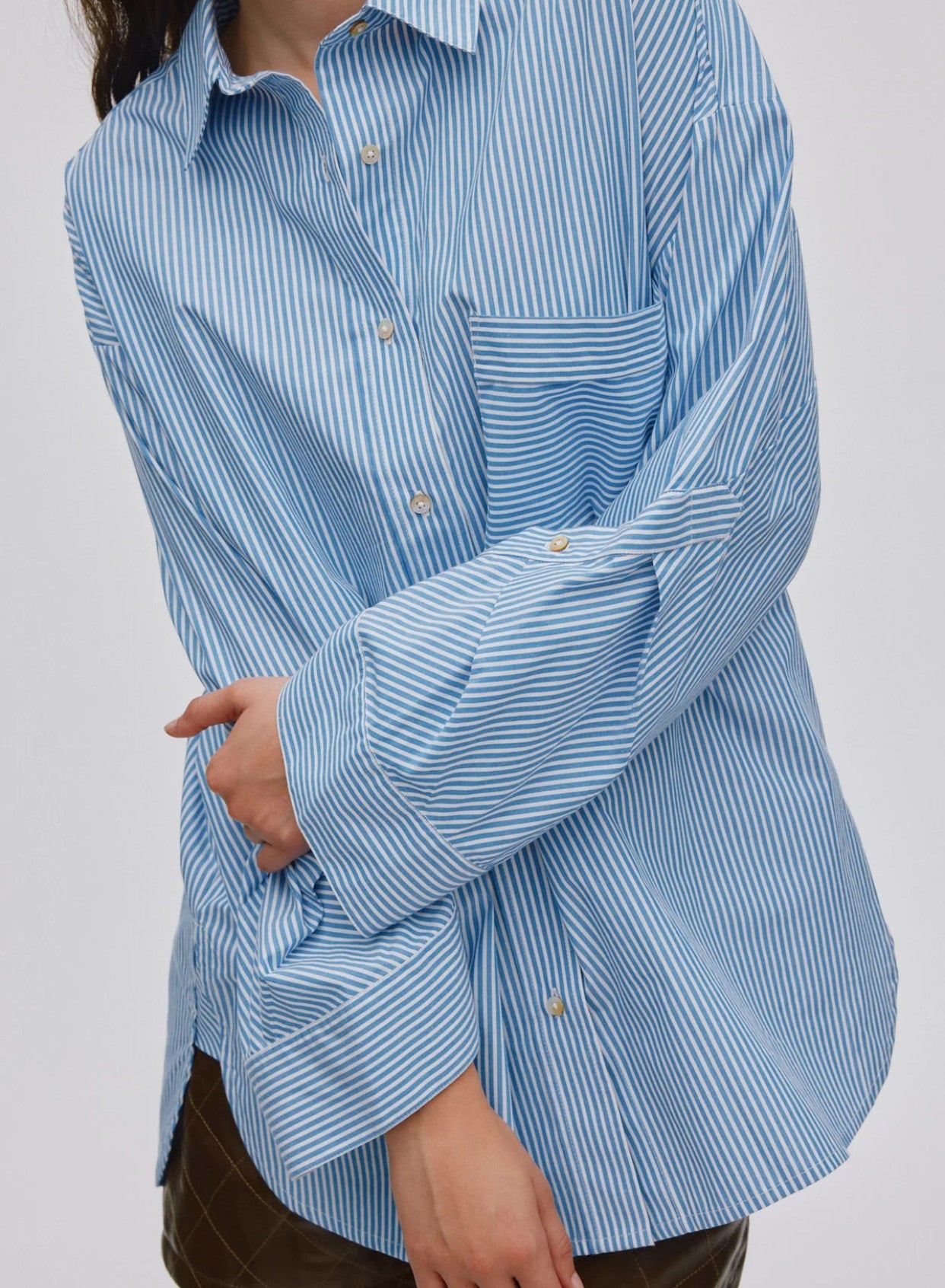 RABENS SALONER BOBBIES QUILT STRIPE OVERZIZED SHIRT- L BLUE /WHITE STRIPE